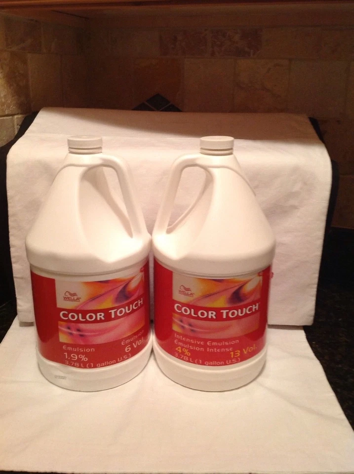 Emulsión táctil Wella Color 1 galón - Elige volumen Foto 4 de 4