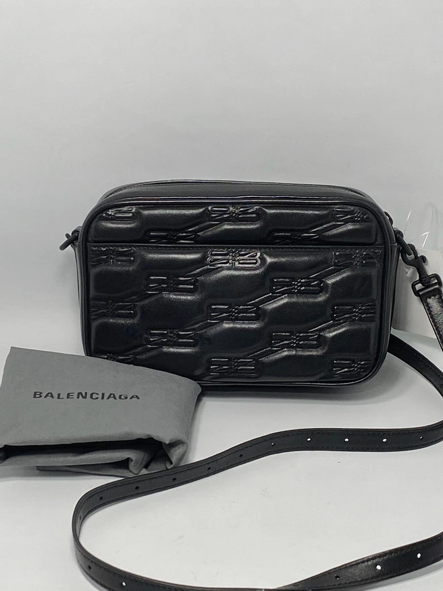 Balenciaga camera hotsell bag black