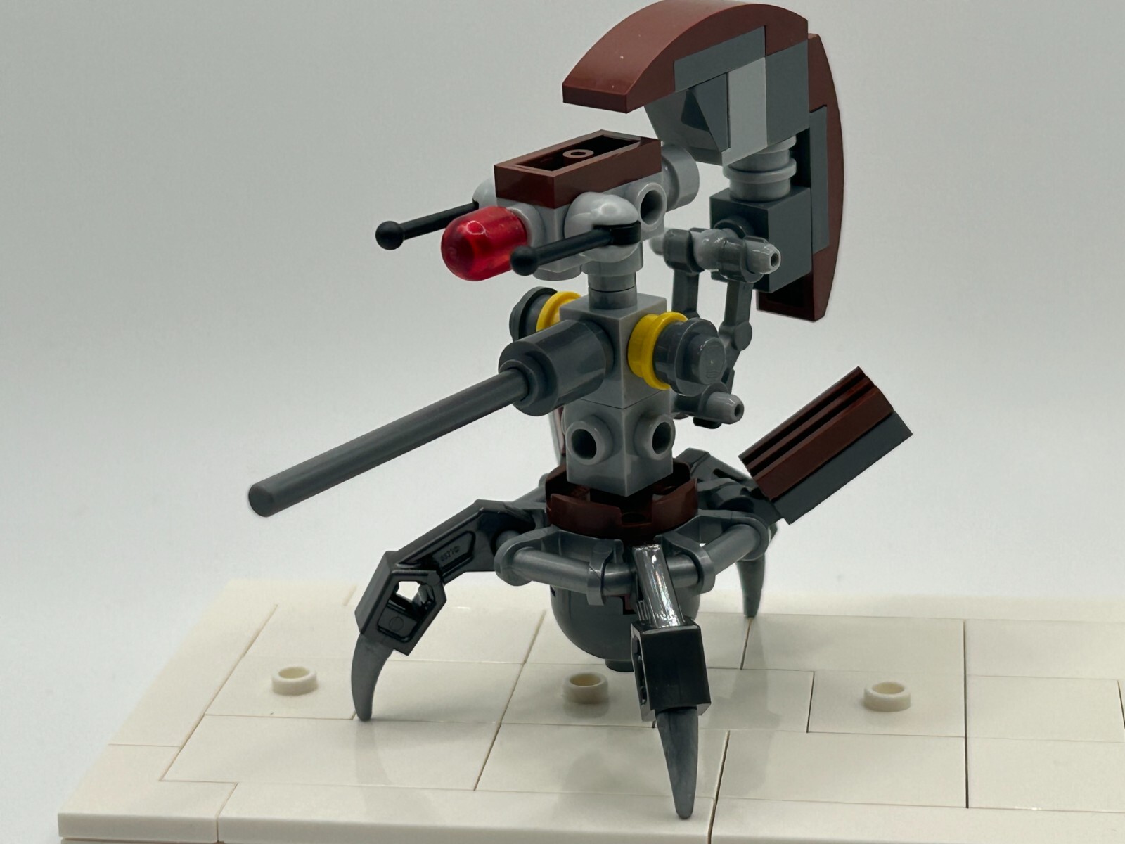 LEGO Star Wars Droideka Sniper Droid minifigure Clone Wars 75002 sw0447