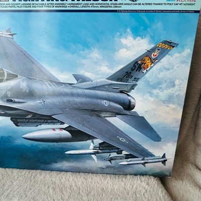 TAMIYA F-16CJ Block 50 Fighting Falcon 1/32 No15 US Air Force TAM