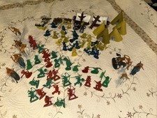 VTG Toy Cowboys Indians Horses Teepees Huge Mixed Lot Plastic Sets 94 EUC 2BRD4
