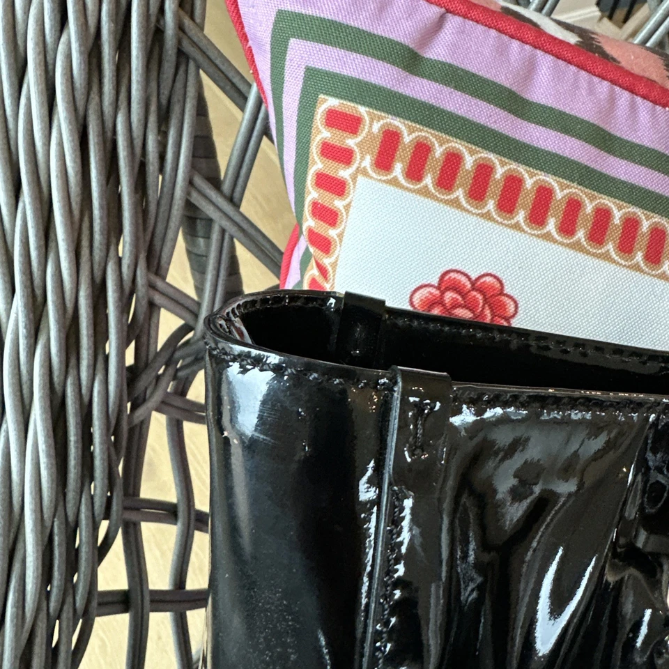 Bolso de Mano Kate Spade Ruby Henry Negro Charol Callejero Con Cuero Tostado Nuevo Sin Etiquetas Cuadros 13x14 Foto 3 de 4