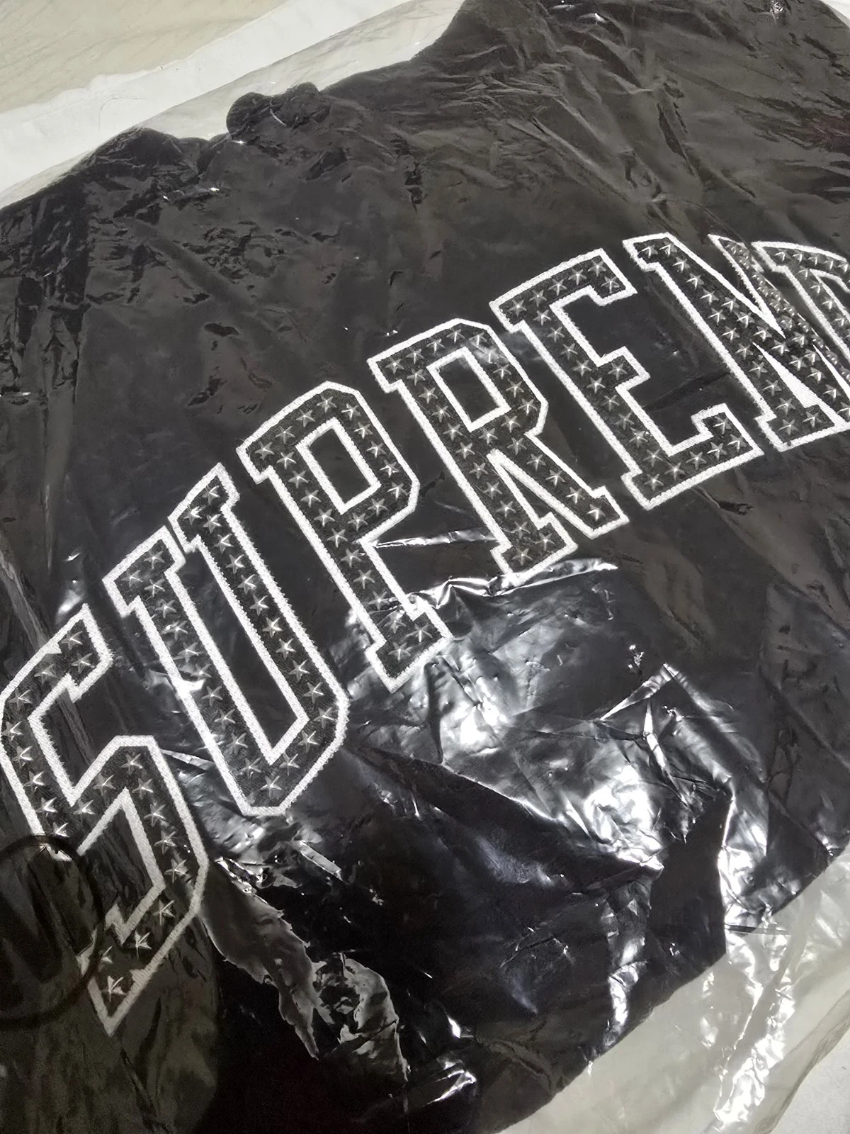 Sweat à capuche SUPREME 22SS étoiles arc NOIR M