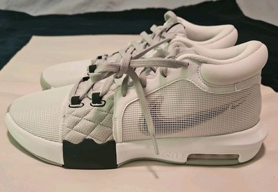 Nike LeBron James Witness 8 Basketball Shoes - FB2239-100 - New -mens Size 13 