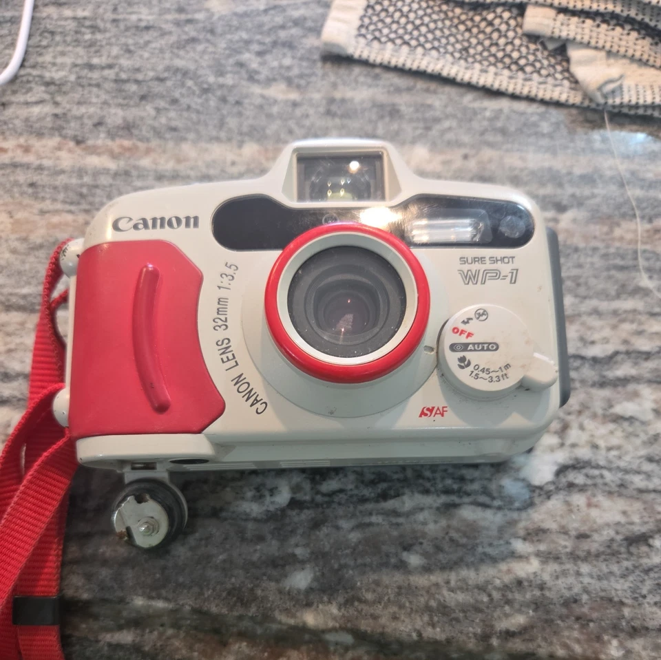 Cámara Canon Sure Shot WP-1 resistente a la intemperie de 35 mm rara [casi sin usar] de JAPÓN Foto 2 de 4