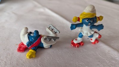 2 Schlümpfe Sport: Schlittschuh-Schlumpf,  Rollschuhe Schlumpfinchen, bespielt,