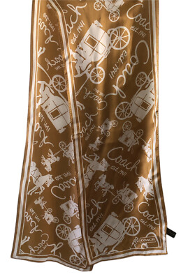 COACH スカーフ　ゴールド Coach scarf gold carriage pattern 100% silk 27×150 cm Used