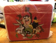 Nwt LOONEY TUNES Tin Lunch Box Minor Dent