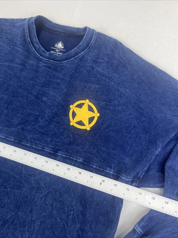 Camiseta Disney Parks Spirit Toy Story Sheriff Woody Denim Azul Unisex Talla XS Foto 4 de 4