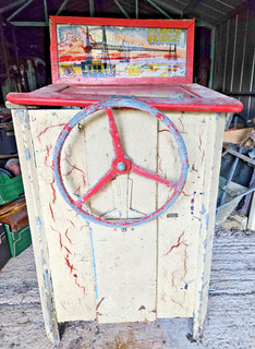 Vintage Original Fourth Bridge Amusement Arcade Old Penny Slot Machine