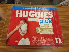 NEW SEALED Huggies Plus Little Snugglers Newborn 148 Ct Disney Print 0.24 per diaper