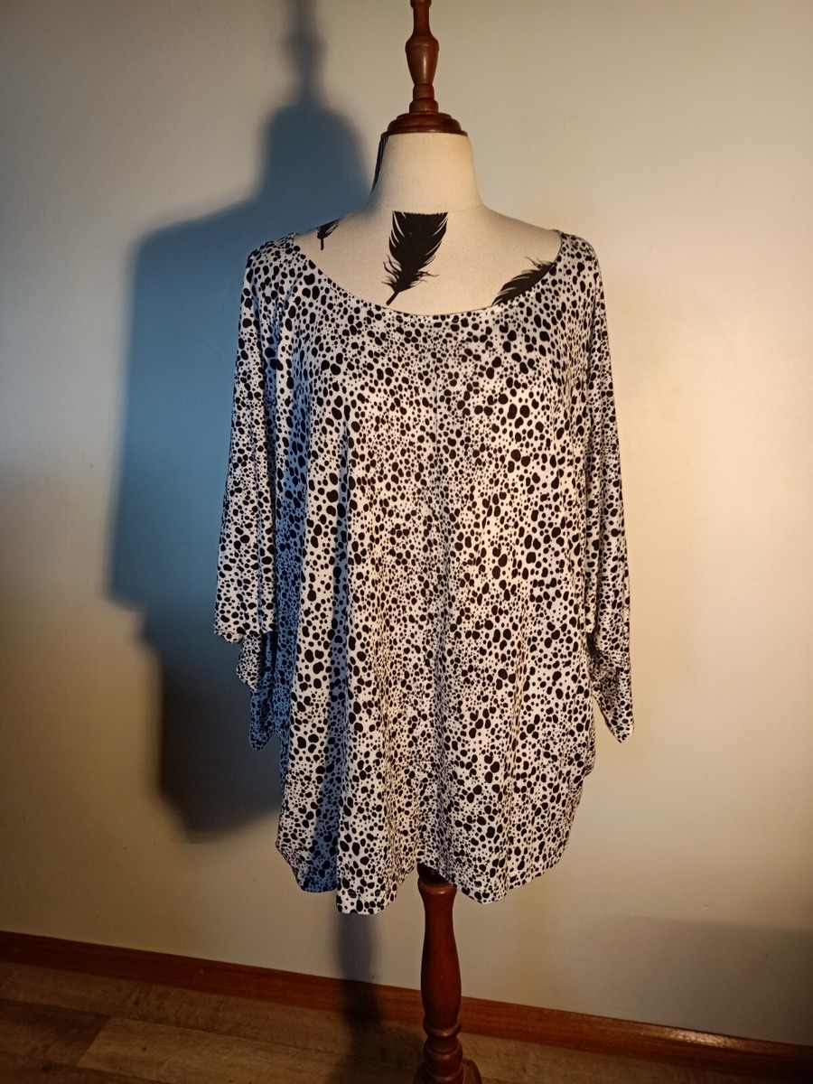 Trenery womens Flowy shirt Top size 2XL beige leopard Half sleeve