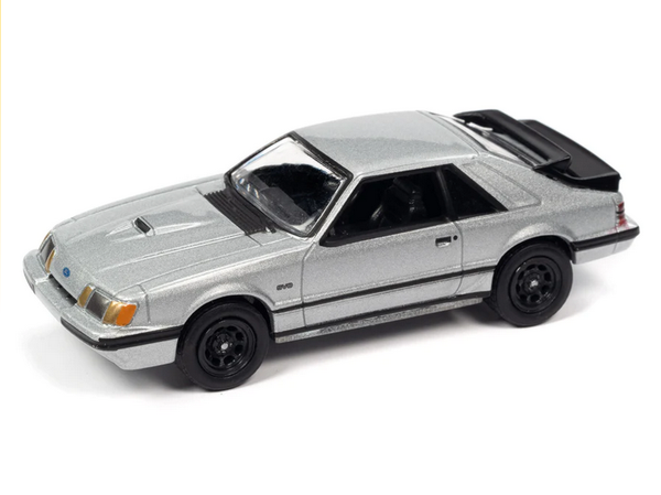 Johnny Lightning 1:64 A.S.S NEU Ford Mustang SVO 1986 Classic Gold 2 2022-image
