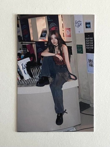 TWICE 8th Anniversary Fan Meeting ONCE AGAIN MD Trading Card Photocard + Benefit - Picture 47 of 160