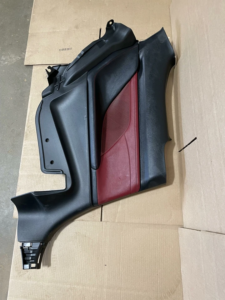 2015-2018 LEXUS RC350 REAR LEFT DRIVER SIDE QUARTER PANEL TRIM COVER OEM - Imagem 3 de 4