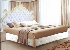 LETTO MATRIMONIALE IN LEGNO BAROCCO AVORIO FOGLIA ORO IN ECOPELLE CON CRISTALLI