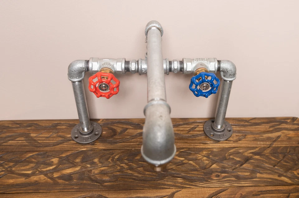 Custom New Handmade Distinctive Stainless Steel Taps Faucet Set