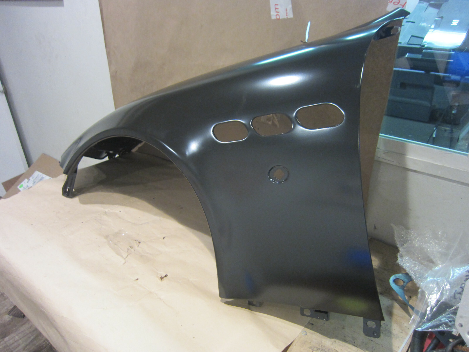 Maserati Quattroporte LH Front Fender (NEW) - P/N 66821000