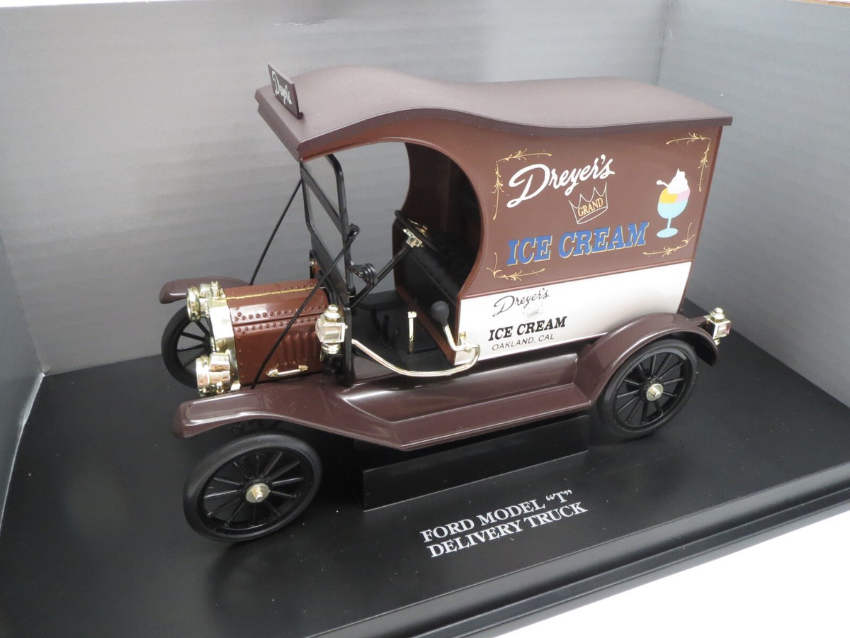 Ford Model T delivery truck フォードモデル 1/18 WOW EXTREMELY RARE Ford Model T 1914 Delivery Van Ford