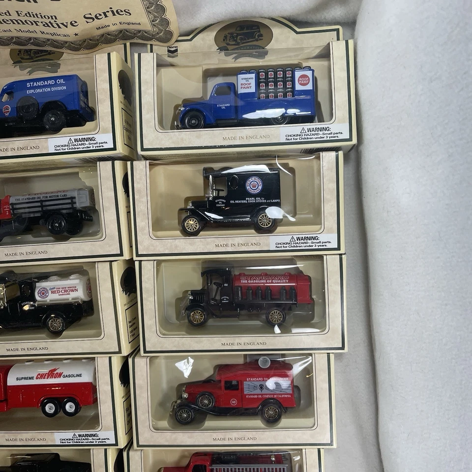 Set 16 Chevron 1996 Limited Edition Commemorative Series Die Cast Model Replicas - Image 4 of 4