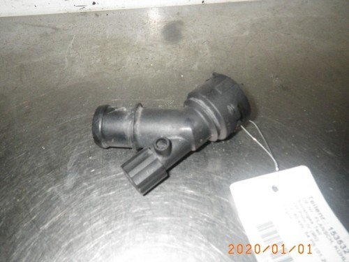 153532 FLANSCH  KÜHLWASSERSCHLAUCH VW Polo IV (9N) 6Q0122291F 1.2