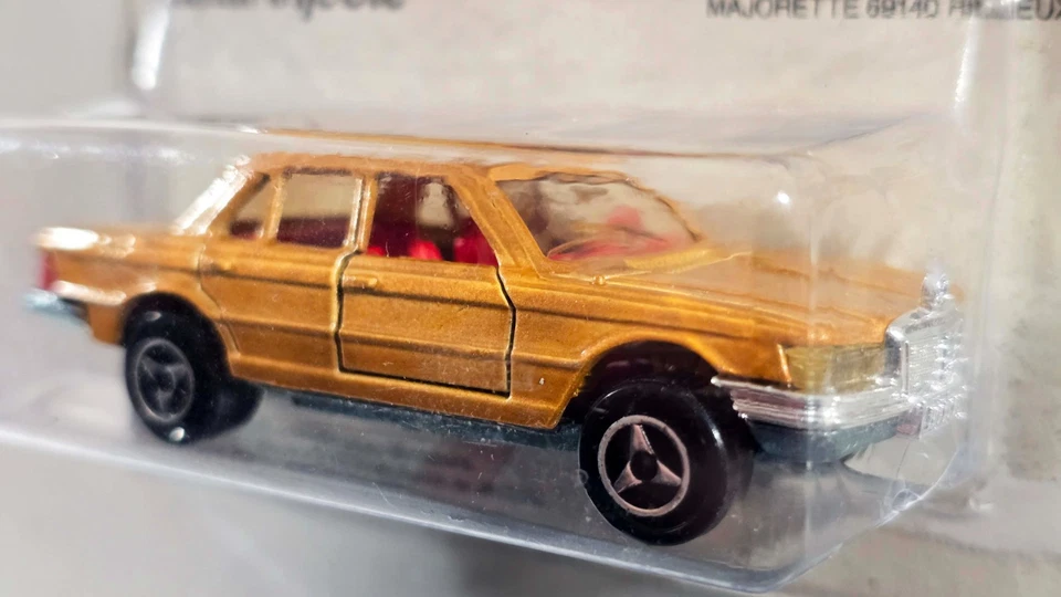 De colección Majorette Mercedes-Benz 450 SE / #249 / Caramelo / Hecho en Francia Foto 4 de 4