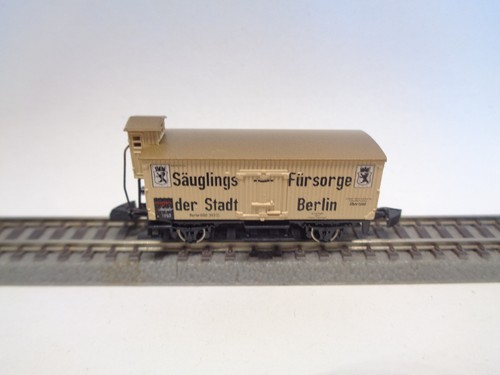 MÄRKLIN MINICLUB Güterwagen SÄUGLINGSFÜRSORGE DER STADT BERLIN (24861) | Condition: Gebraucht