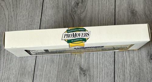 LLEDO PROMOVERS - VOLVO FH12 ARTICULATED TRUCK - WESSEX DAIRIES - Model PM119 - Picture 8 of 11