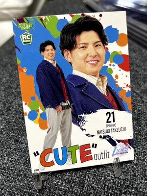 ROY !! BBM 2024 Lions Collection Natsuki Takeuchi Cute Outfit Rookie RC LC37