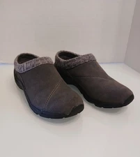 Vionic Women's Arbor Suede Clogs Loafers Size 7.5 Gray Slip On Shoes Knit Collar