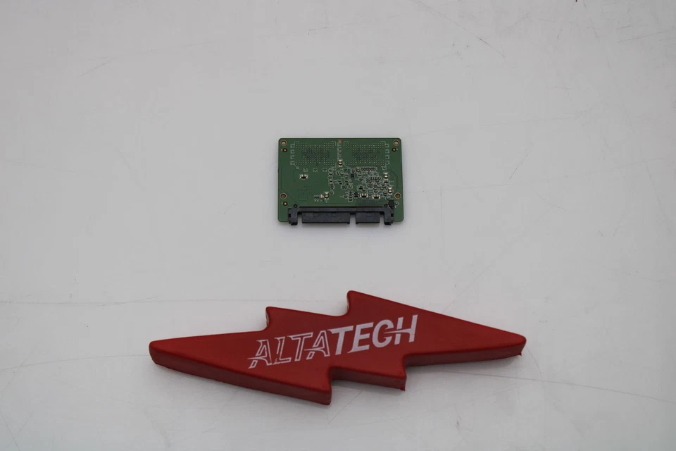 Crucial SG9SLM3B8GBM11ISI 8GB SSD Boot Drive Isilon - Image 2 of 4