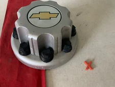 #X 1) 01-16 Chevrolet Silverado Express 3500 4500 Wheel Center Hub Cap 15053705