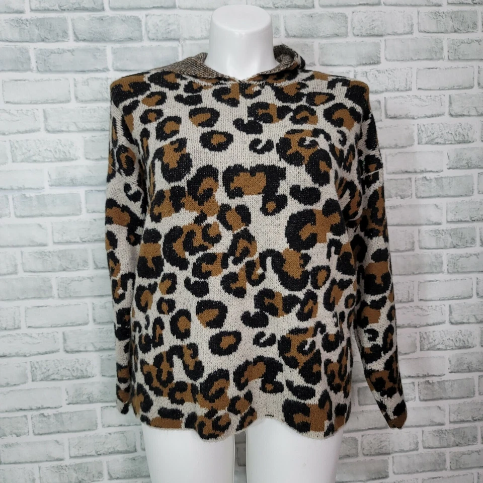 Suéter ligero con capucha y estampado de leopardo Chelsea & Theodore L suéter suave Foto 2 de 4