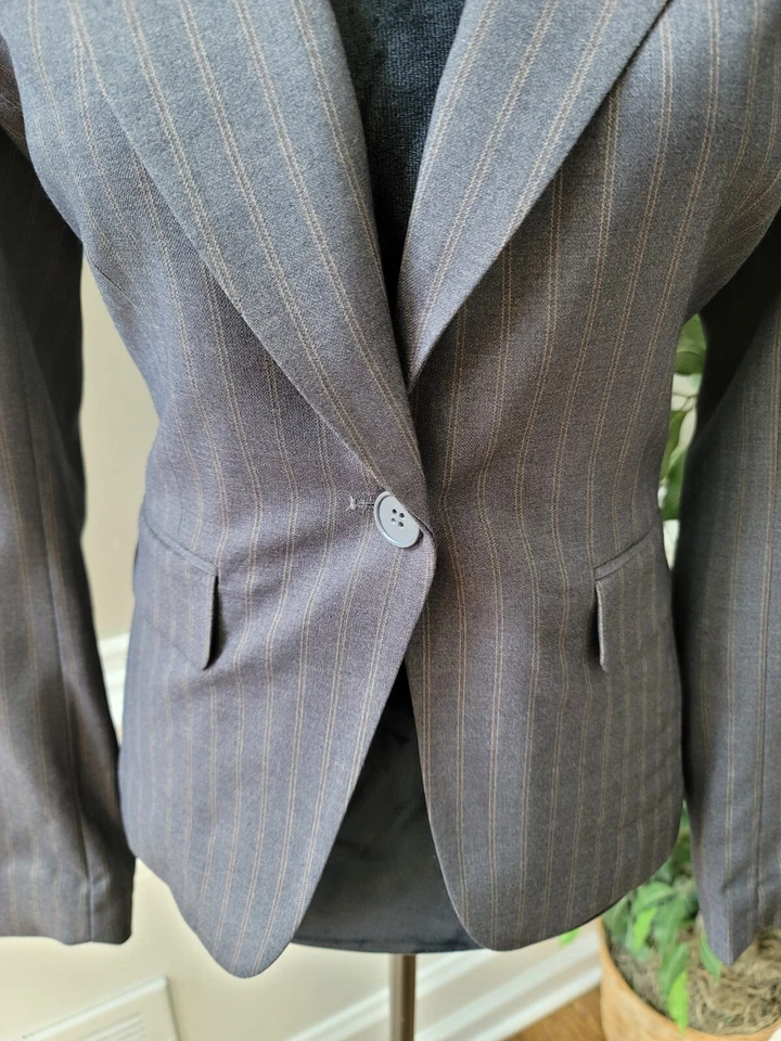 New York & Co. Women's Gray Polyester Long Sleeve Single Breasted Blazer Size 4 - Image 4 of 4