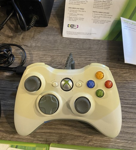 Xbox 360 Console With Box, 6 Games And 2 Controllers Included - Picture 5 of 11