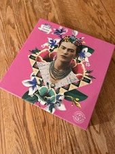New Frida Kahlo 1000-Piece Jigsaw Puzzle with Small Poster