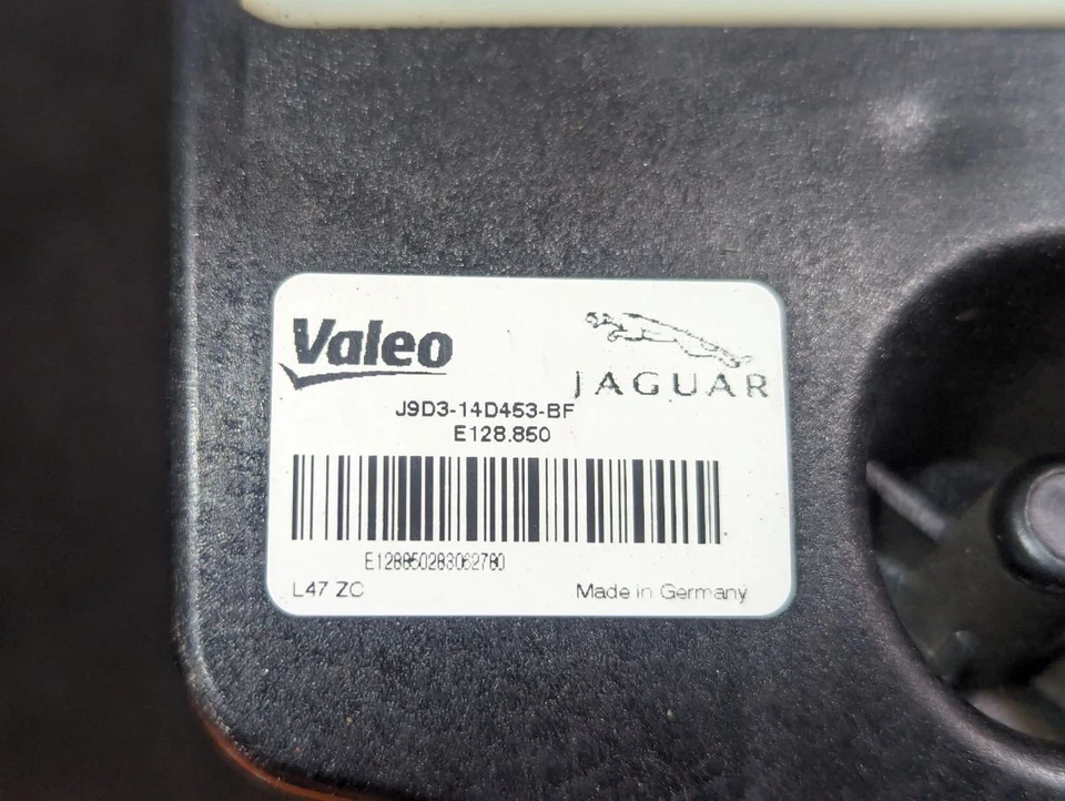 SENSOR COLISIÓN TRASERO DERECHO LADO CONDUCTOR JAGUAR I-PACE X590 O/S J9D314D453BF - Imagen 2 de 3