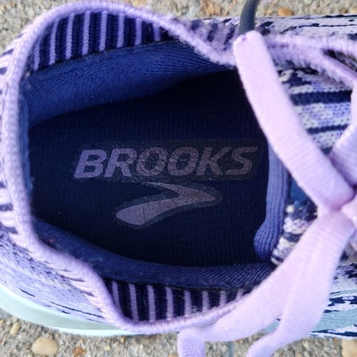 Brooks Ricochet Woman's Size 6.5 Purple Lilac Navy Running Sneakers Shoes - Picture 9 of 12