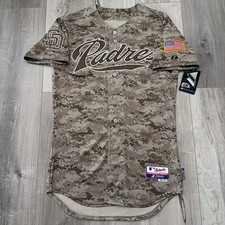 NWT Authentic San Diego Padres Majestic Digital Camo On-Field Jersey 40 Small