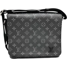 Louis Vuitton District PM NV2 Monogram Eclipse M45272 Shoulder Bag 435626
