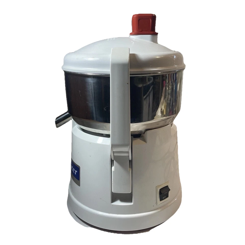 Omega Fruit Vegetable Juicer Extractor Model 1000 - Image 3 of 4
