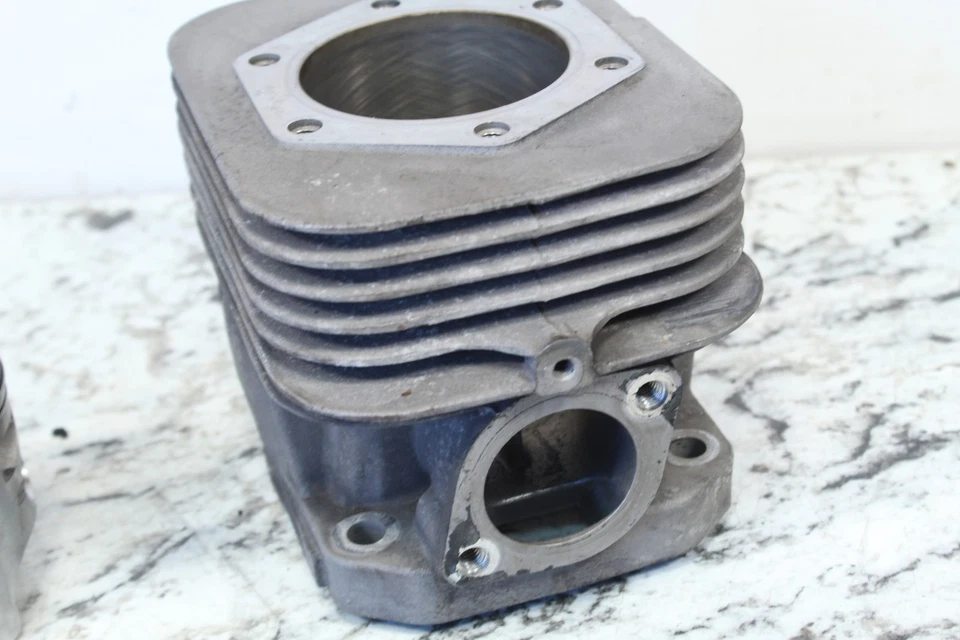 Polaris Indy 550 Voyager 2015 cilindro cilindro jarra 3089934 3090388 Foto 2 de 4