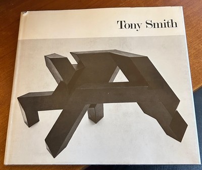 Lucy R. Lippard - Tony Smith (1972)