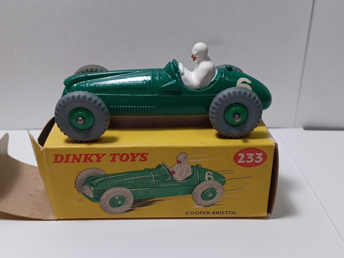 完全ジャンク品 dinky toys PHILIPS ミニカー Dinky Toys 233 Cooper Bristol Racing Car with Green Ridged Hubs