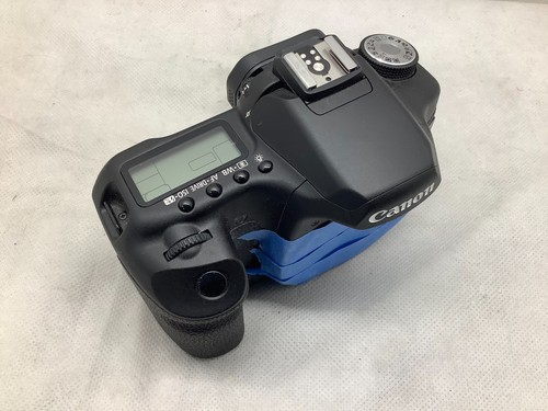 Canon DS126211 EOS 50D 15.1 MP Digital SLR Camera Black - - Picture 10 of 13