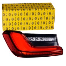 HELLA RÜCKLEUCHTE HECKLEUCHTE ÄUSSERER TEIL LINKS passend für BMW 3er 