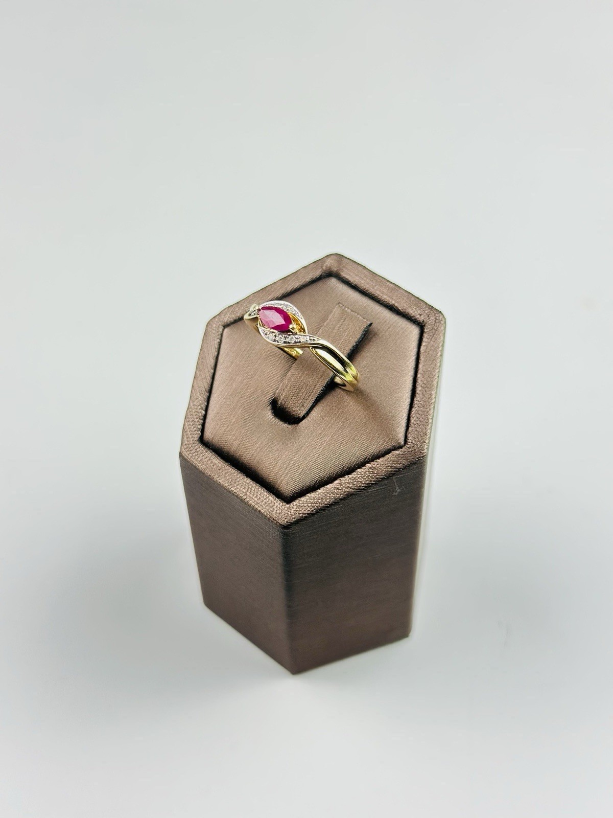 Gold Ruby and Diamond Ring 9ct , Natural Ruby Wit… - image 2