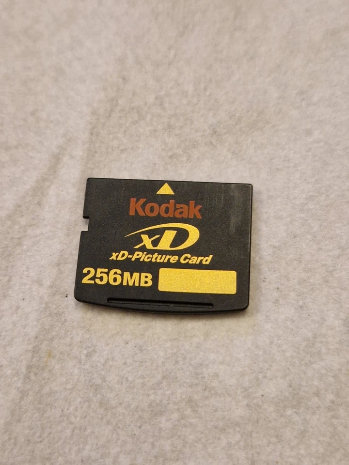 KODAK 256MB XD CARD  - Image 2 of 3