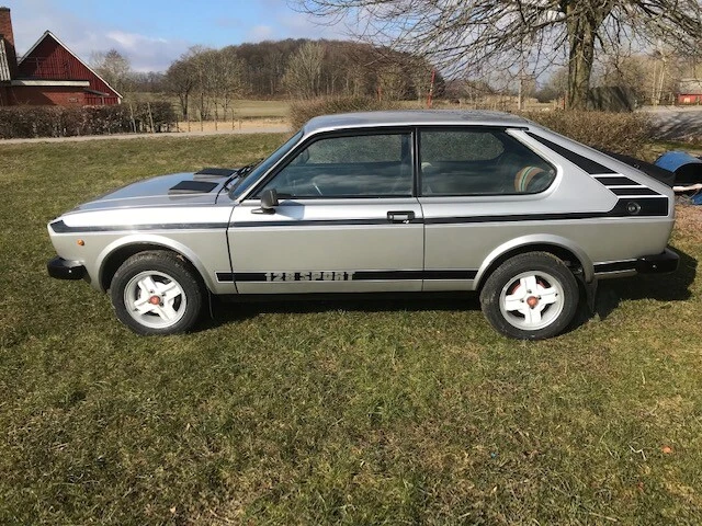 Conjunto de decalques esportivos Fiat 128 - Imagem 4 de 4