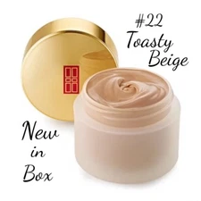 ELIZABETH ARDEN Ceramide Lift and Firm Makeup Foundation - #22 Toasty Beige NIB